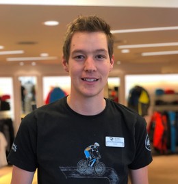 Lukas Riml, Mitarbeiter Riml Sports Obergurgl<br/> Lukas Riml, Mitarbeiter Riml Sports Obergurgl<br/>